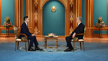 Фотография к новости: CCTV телеарнасының эфирінен Президенттің сұхбаты көрсетіледі