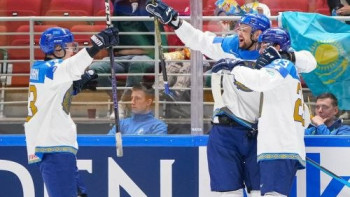 Фотография к новости: Қазақстан құрамасы хоккейден әлем чемпионатын жеңіспен бастады