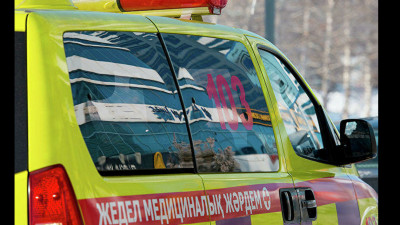 Алматыда жүкті әйел көлік ішінде босанды