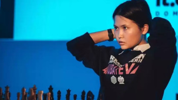 Фотография к новости: Бибісара Асаубаева Берлинде ерекше шахмат турниріне қатысты