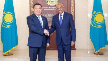 Фотография к новости: ІІМ-де Қазақстан мен Сингапурдың ішкі істер министрлері кездесті