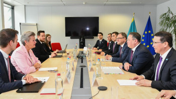 Фотография к новости: Елімізден Еуроодақ елдеріне баратын азаматтарға визалық режим жеңілдеуі мүмкін