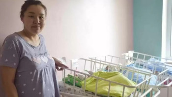 Фотография к новости: Өскеменде үшем дүниеге келді