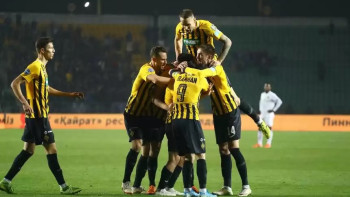 Фотография к новости: «Қайрат» пен «Атырау» тең ойнады