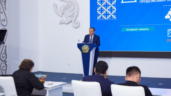 Фотография к новости: Ақтөбеде қоғамдық көлік жолақысы қымбаттауы мүмкін - Тоғжанов