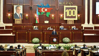 Фотография к новости: Ерлан Қошанов Әзербайжанда Гейдар Әлиевтің 100 жылдық мерейтойына қатысты