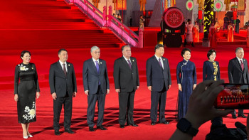 Фотография к новости: Си Цзиньпин Орталық Азия президенттерін салтанатты түрде қарсы алды