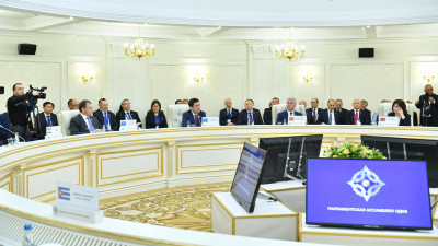 Қошанов Парламенттік Ассамблеясы Кеңесінің кезекті отырысына қатысты