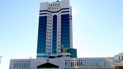 Сенаторлар бизнес-туризмді дамытуға ықпал ететін институт құру туралы заңды мақұлдады