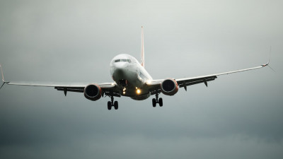 Түркістаннан Ыстанбұлға бет алған ұшаққа найзағай түсті