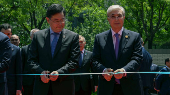 Фотография к новости: Президент Сиань қаласындағы Бас консулдықты салтанатты түрде ашты