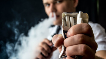 Фотография к новости: Вейп пен тыйымдар: шын мәнінде мәселе неде?