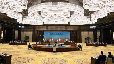 Қазақ-қытай шекарасында үшінші темір жол өткелін ашу маңызды қадам болмақ  – Тоқаев