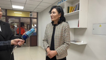 Фотография к новости: Елдің ең өзекті мәселелеріне үн қосып отыратын. Қуандық Шамақайұлының жары естеліктерімен бөлісті