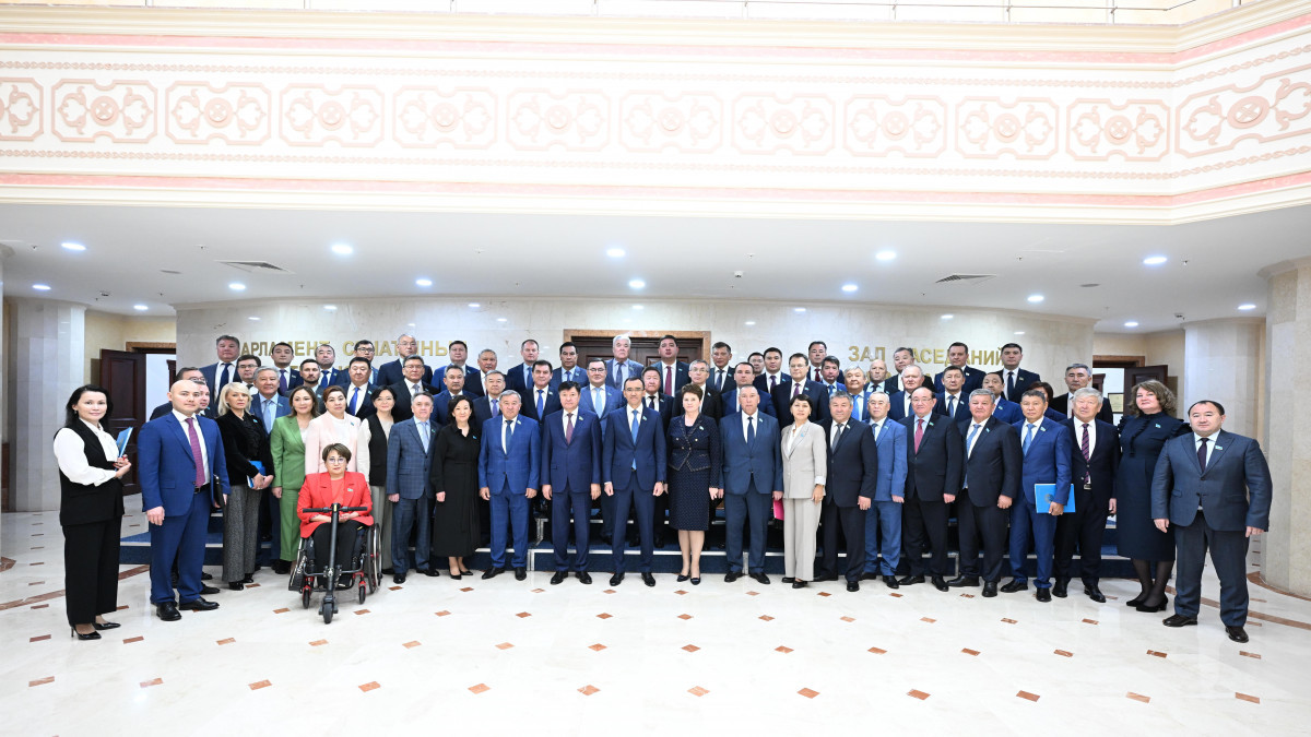  Сенаттың баспасөз қызметі