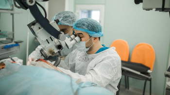 Фотография к новости: Елордада дәрігерлер 3 жасар баланың омыртқасына бірегей операция жасады