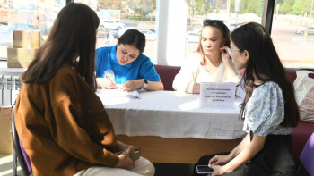 Фотография к новости: Жұмыспен қамту орталығына 8 210 жас азамат жүгінген