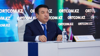 Фотография к новости: Министр оқушы қызға азғындық жасаған мұғалімнің қандай жазаға тартылатынын айтты