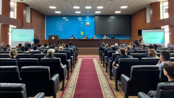 Фотография к новости: Үлкен Алматы айналма жолының тарифтері жайында  тұрғындарымен кездесу өтті