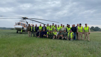 Фотография к новости: Абай облысындағы өрт: 10 секундта 5 тонна су жинап, өрт сөндірген ұшқыштар