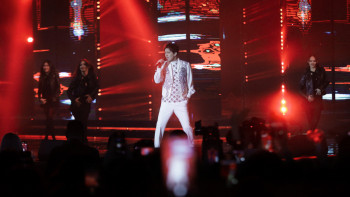 Фотография к новости: Димаш Құдайберген жаңа әнінің шығу тарихымен бөлісті