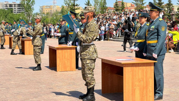 Фотография к новости: Астанада әскери ант қабылдау рәсімі өтті