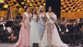 Фотография к новости: Бейжіңде қазақ әндерінің қытай тіліндегі жинағы шықты