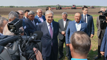 Фотография к новости: "Жақсы қалжың екен". Тоқаев Беларусь президентінің ұсынысына жауап берді