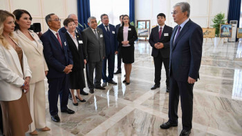 Фотография к новости: Президент: Қазақ болсын, басқа ұлт болсын – бәріміз бір халықпыз