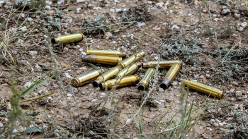 Фотография к новости: Өскеменде иесіз үйден қару-жарақ пен оқ-дәрілер табылды