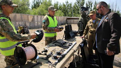 Әскери қызметшілер қарулы қақтығыстар құқығын зерделеп  жатыр