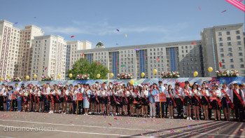 Фотография к новости: Астанада биыл қанша түлек мектеп бітіреді?