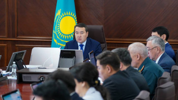 Фотография к новости: «Себебін түсіндірмейді». Смайылов авиакомпанияларды сынға алды