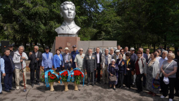Фотография к новости: Саяси қуғын-сүргін құрбандарын еске алу – ел парызы