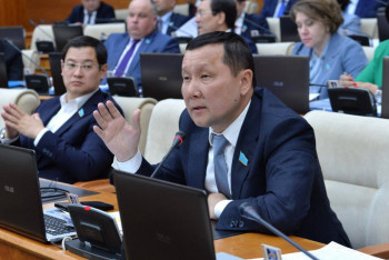 Фотография к новости: 30 жыл бойы елімізде күмәнді шетел фирмалары қаптап кеткен - депутат