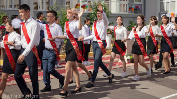 Фотография к новости: Бүгін 3 млн-нан аса оқушы оқу жылын аяқтап жатыр