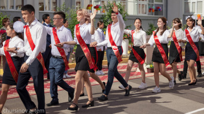 Бүгін 3 млн-нан аса оқушы оқу жылын аяқтап жатыр