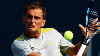 Фотография к новости: Александр Недовесов Ролан Гаррос турнирін сәтті бастады