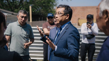 Фотография к новости: Құрылыс бойынша өтініш білдірген семейліктердің мәселесі шешіледі