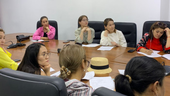 Фотография к новости: Алматыда 51 әйел менторлық бағдарлама бойынша іріктеуден өтті