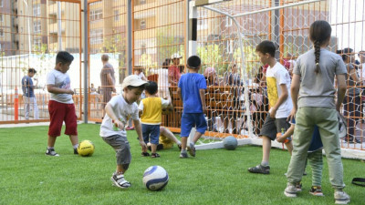 Сарыарқа ауданында жаңартылған аулалар ашылды