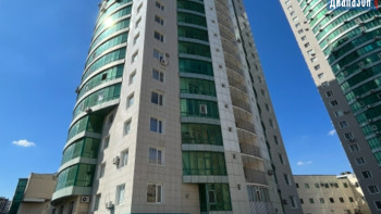 Фотография к новости: Биыл 47 адам өз-өзін өлтірген: Ақтөбеде 25 қабатты үйдің балкондары жабылады