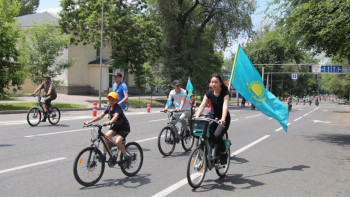 Фотография к новости: Алматыда велошеру ұйымдастырылды