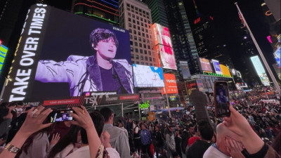 Нью-Йорктің ең үлкен экранында Димашты қолдайтын бейнеролик қосылды