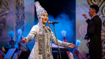 Фотография к новости: Мысырда қазақ әуендері шырқалып, жергілікті көрермендерді баурап алды