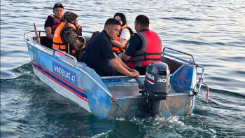 Фотография к новости: Құтқарушылар су қоймасында 3 адамды құтқарды