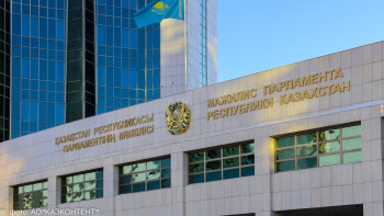 Фотография к новости: Мәжіліс ақпараттық қауіпсіздікке қатысты заңды жұмысқа алды