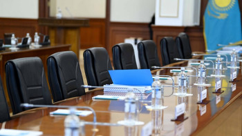 Фотография к новости: Мәжіліс онлайн-жарнамалар туралы заңды бірінші оқылымда мақұлдады