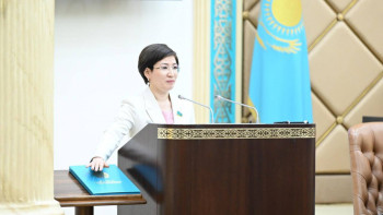 Фотография к новости: Сенаттың жаңа депутаты ант берді