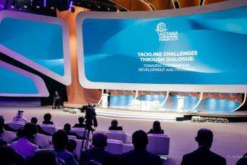 Фотография к новости: Геосаяси қысым бізді бір-бірімізден алшақтатып жатыр - Президент